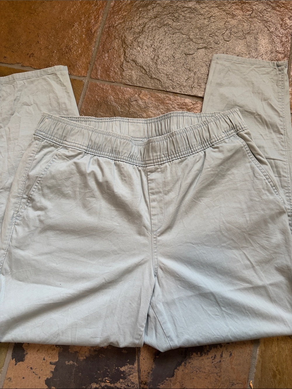 The North Face Light Blue Elastic-Waist Capris, size M